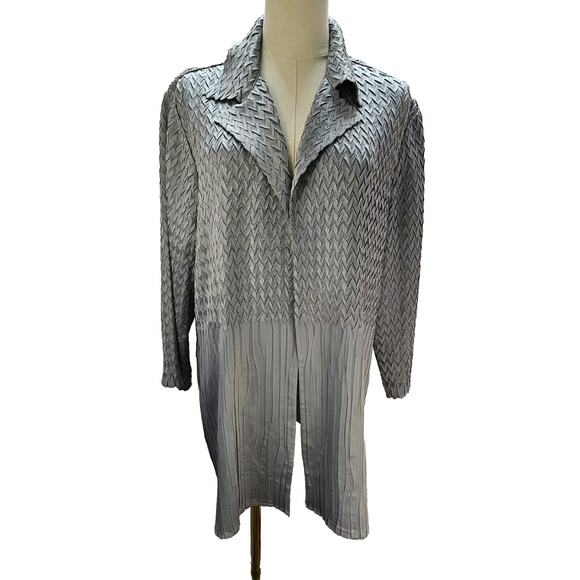 Chico's Tops - Chico's Gray Textured Kimono Topper